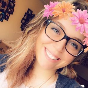 Meet your Posher, Malia